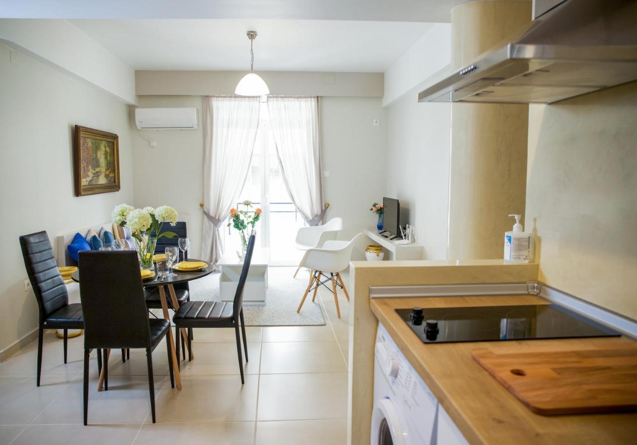 Praxitelis Luxury Apartments เอเธนส์ ภายนอก รูปภาพ