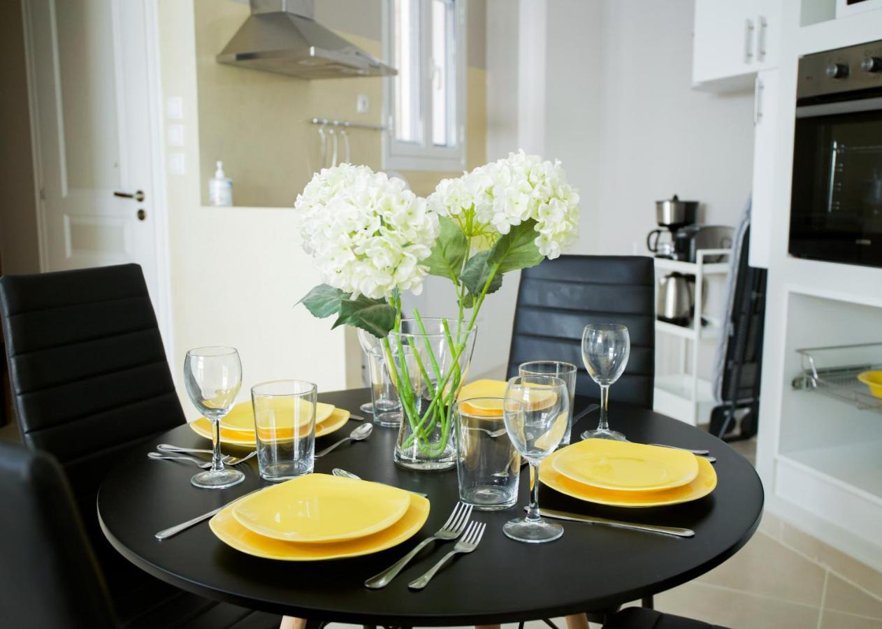 Praxitelis Luxury Apartments เอเธนส์ ภายนอก รูปภาพ