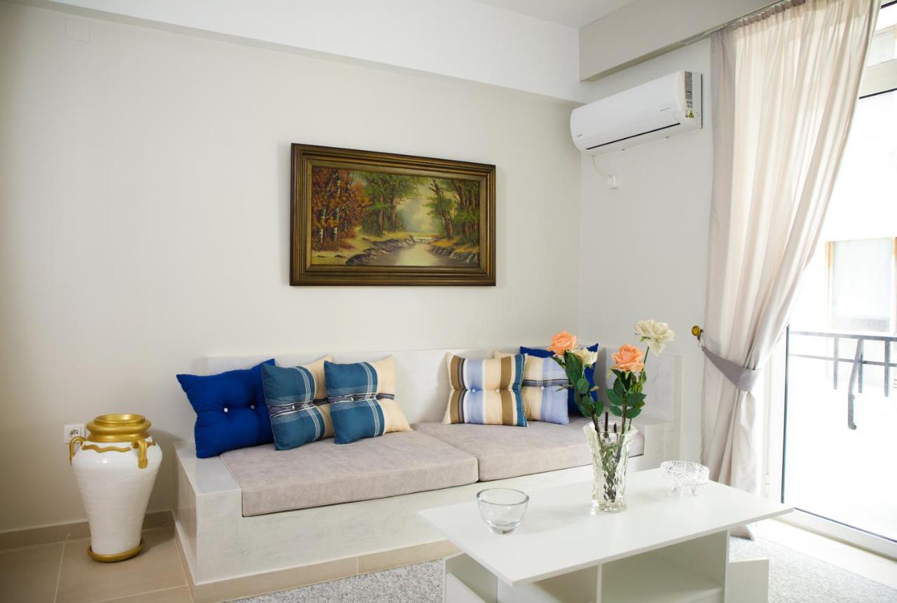 Praxitelis Luxury Apartments เอเธนส์ ภายนอก รูปภาพ