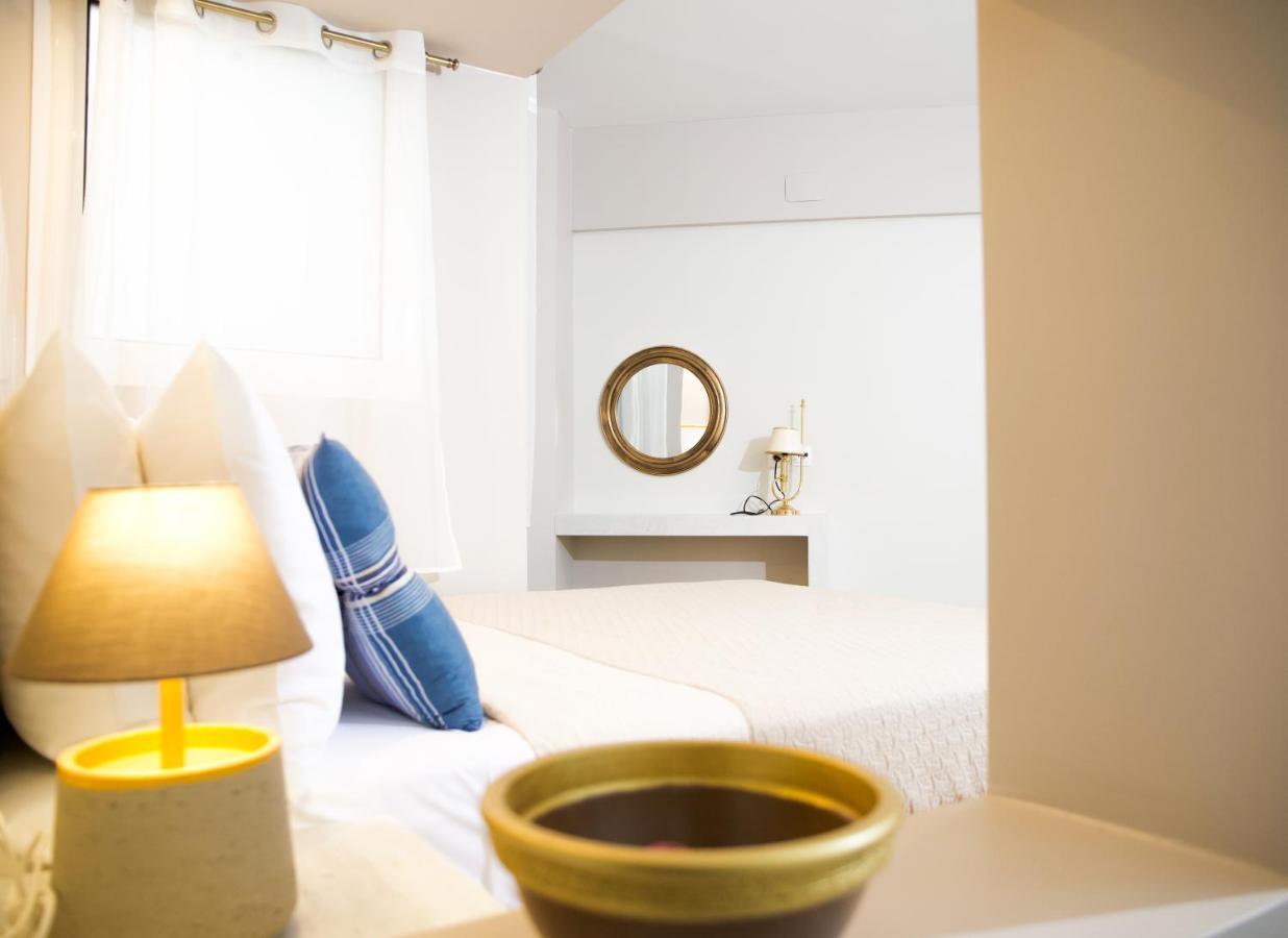 Praxitelis Luxury Apartments เอเธนส์ ภายนอก รูปภาพ